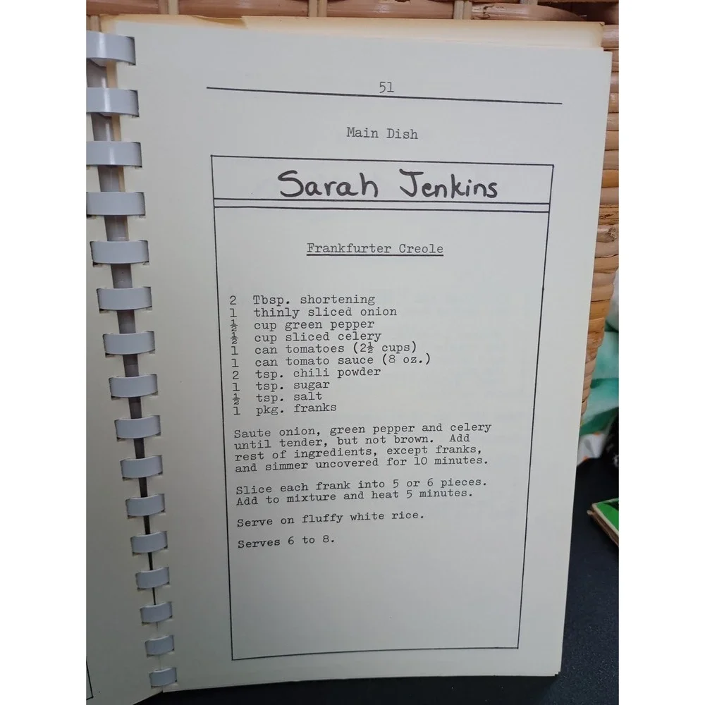 Vintage 1974‎ Taste 'N Tell Cookbook Winston- Salem, NC Spiral Recipe Book